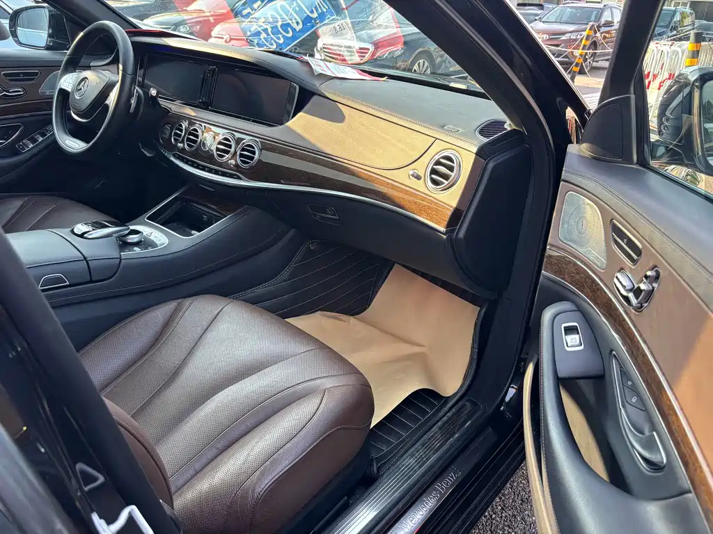Mercedes-Benz S-Class — миниатюра 10