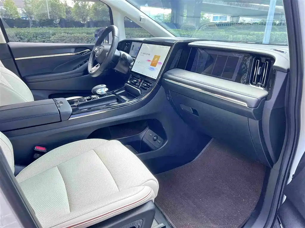 GAC Motor Trumpchi E9 — миниатюра 21