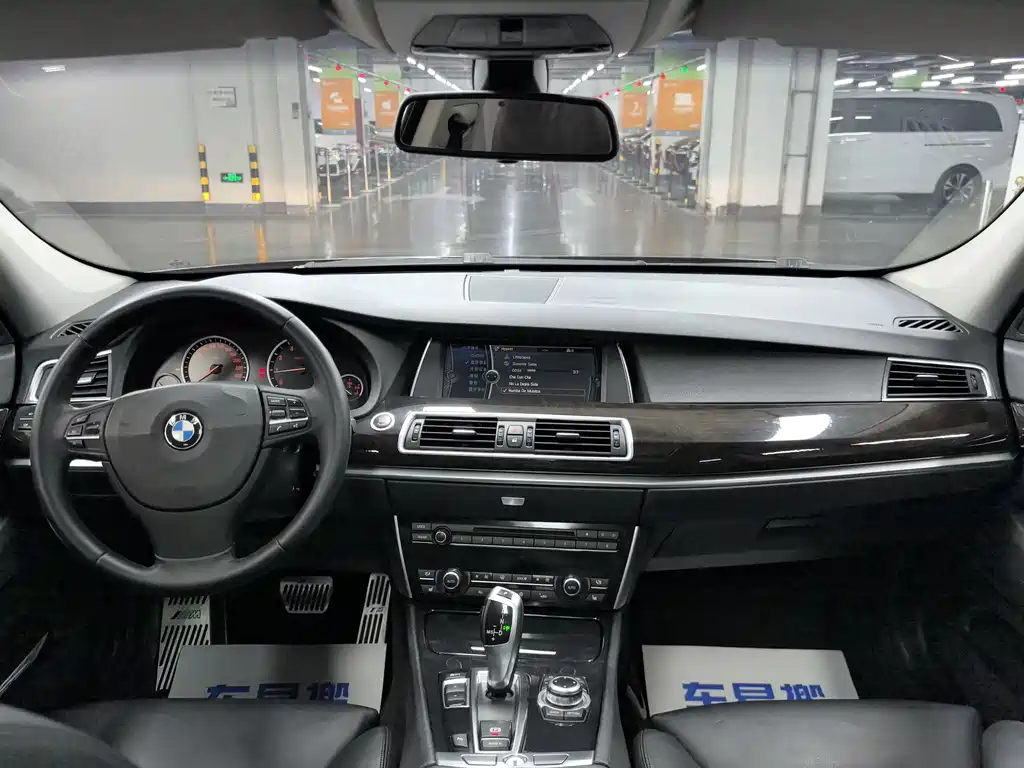 BMW 5 Series GT 5 GT 2010 535i Lead