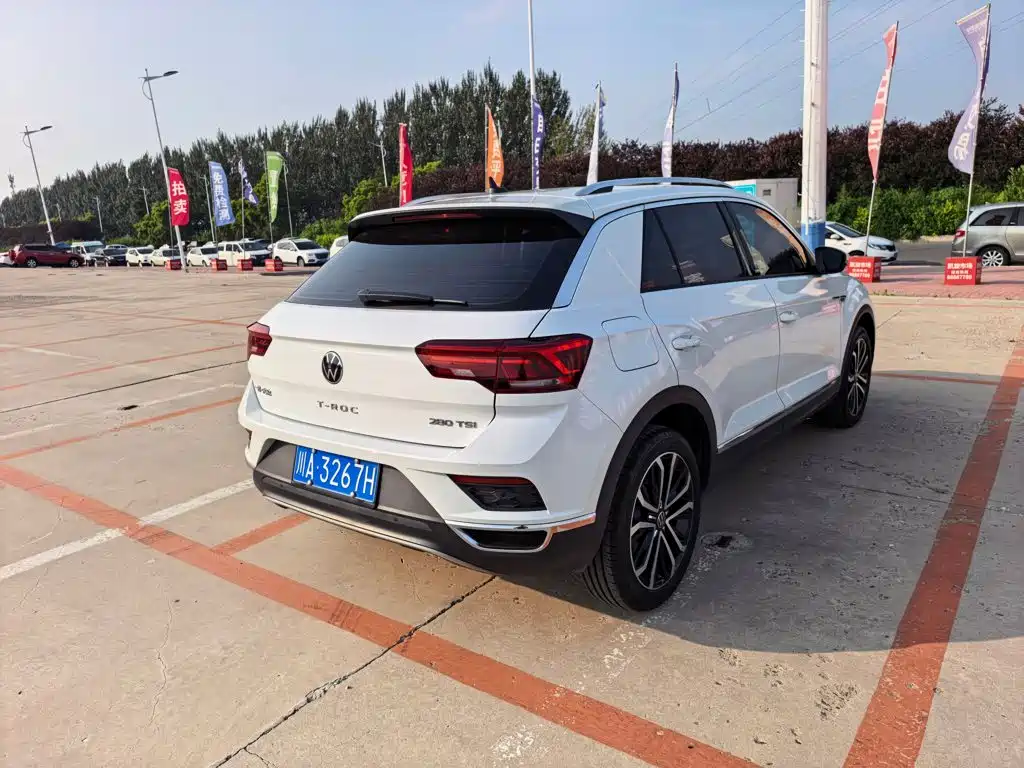 Volkswagen T-Roc — миниатюра 8