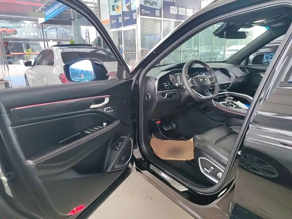 Geely Xingyue — миниатюра 16