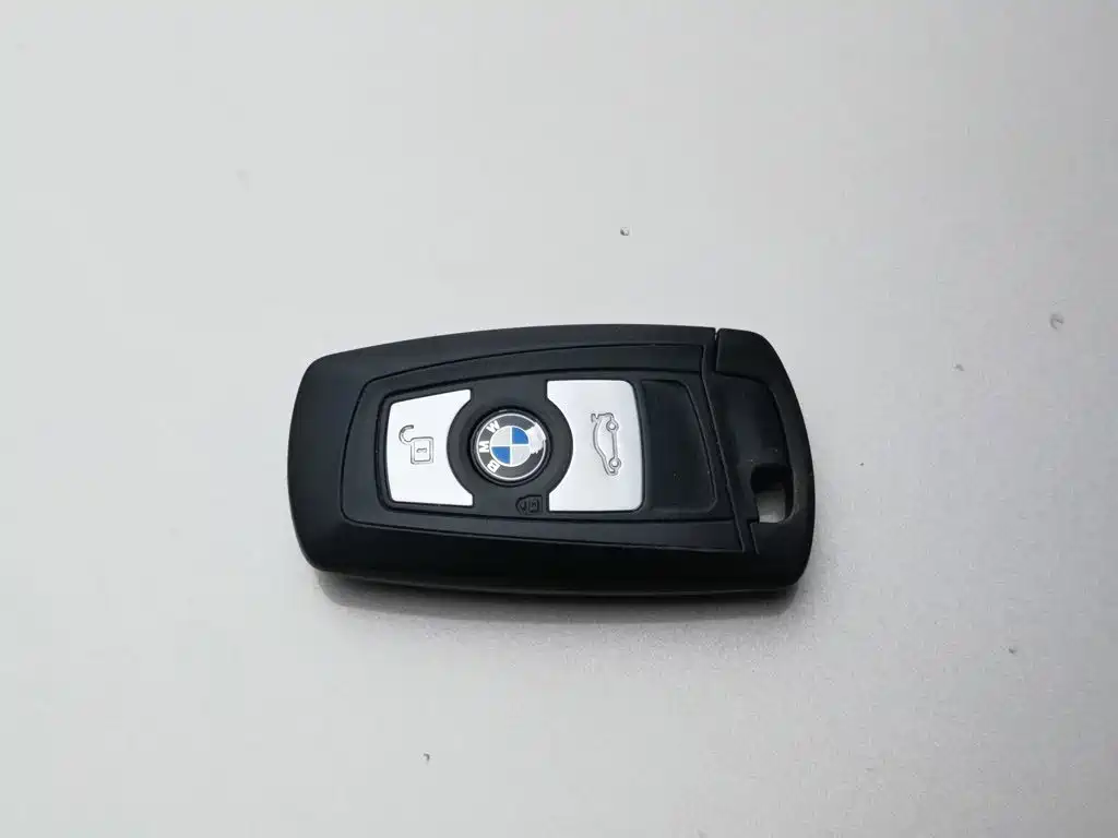 BMW 3 Series — миниатюра 19