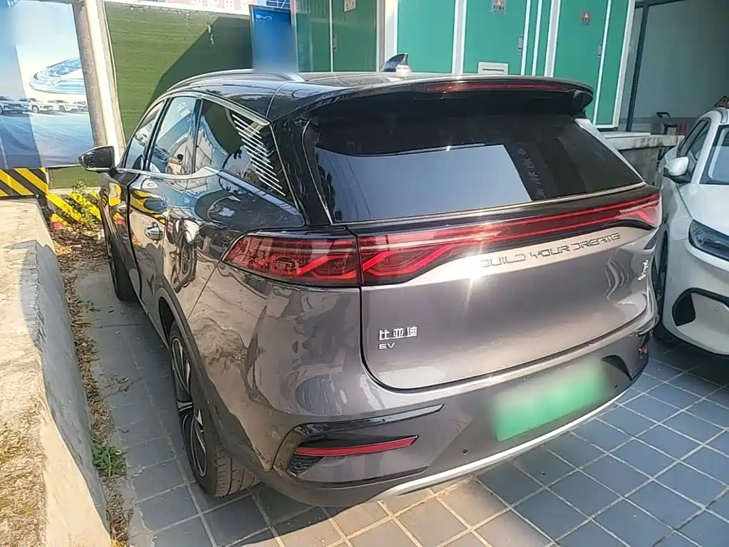 BYD Tang New Energy — миниатюра 5