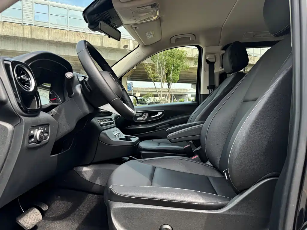 Mercedes-Benz Vito — миниатюра 8