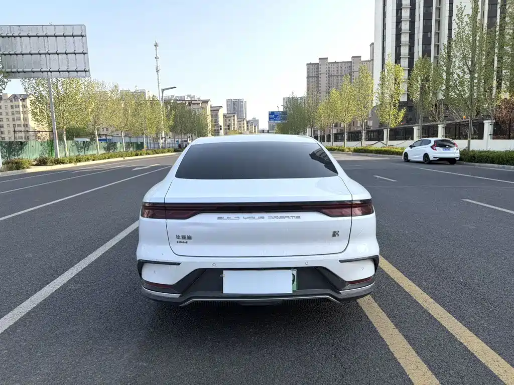 BYD Han — миниатюра 7