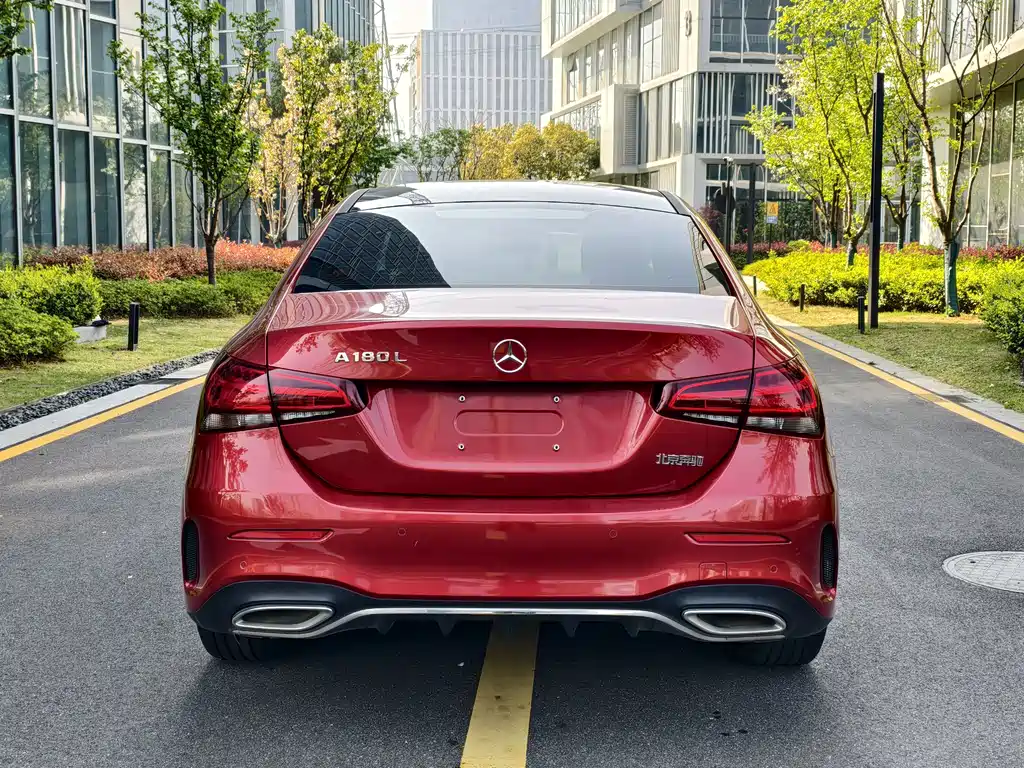 Mercedes-Benz A-Class — миниатюра 11