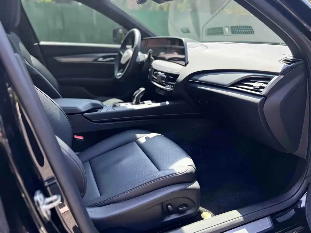 Cadillac CT5 — миниатюра 19