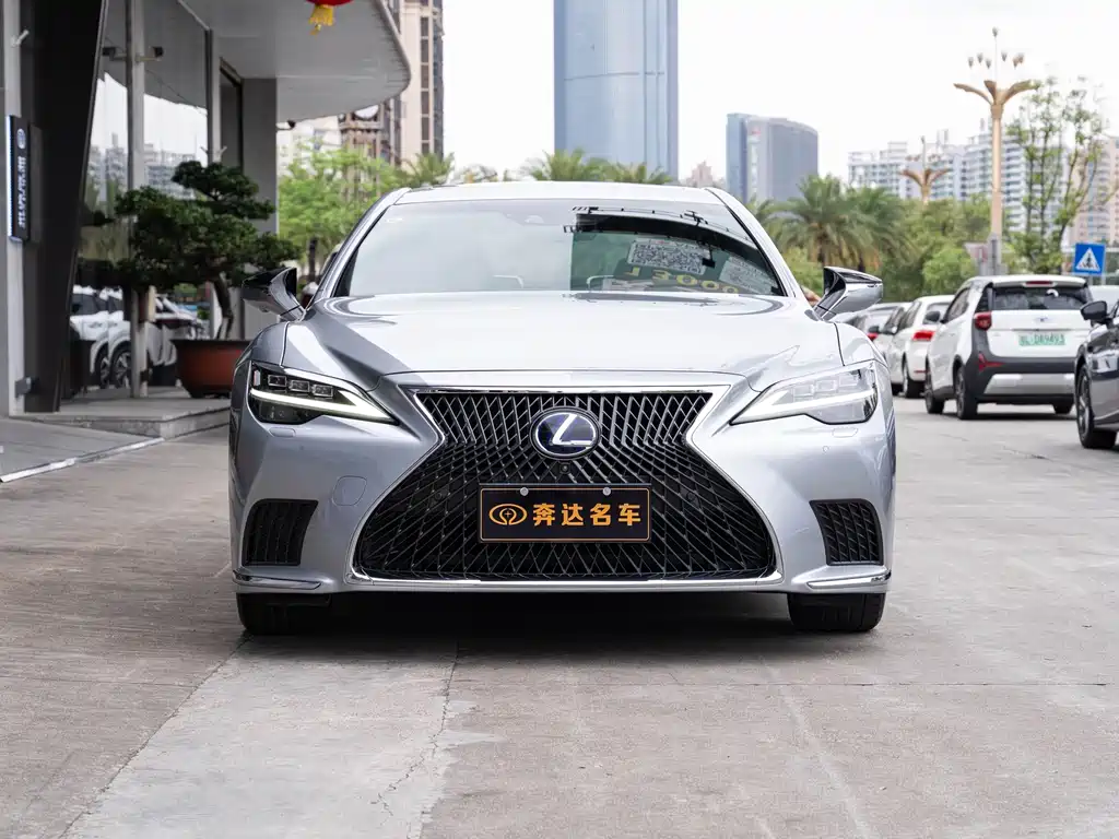 Lexus LS 2021 500h Executive