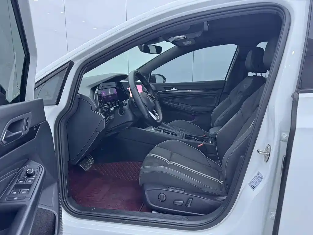 Volkswagen Golf — миниатюра 18