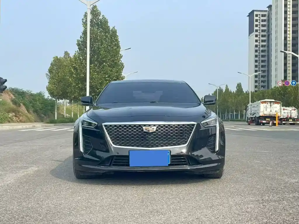 CADILLAC CT6