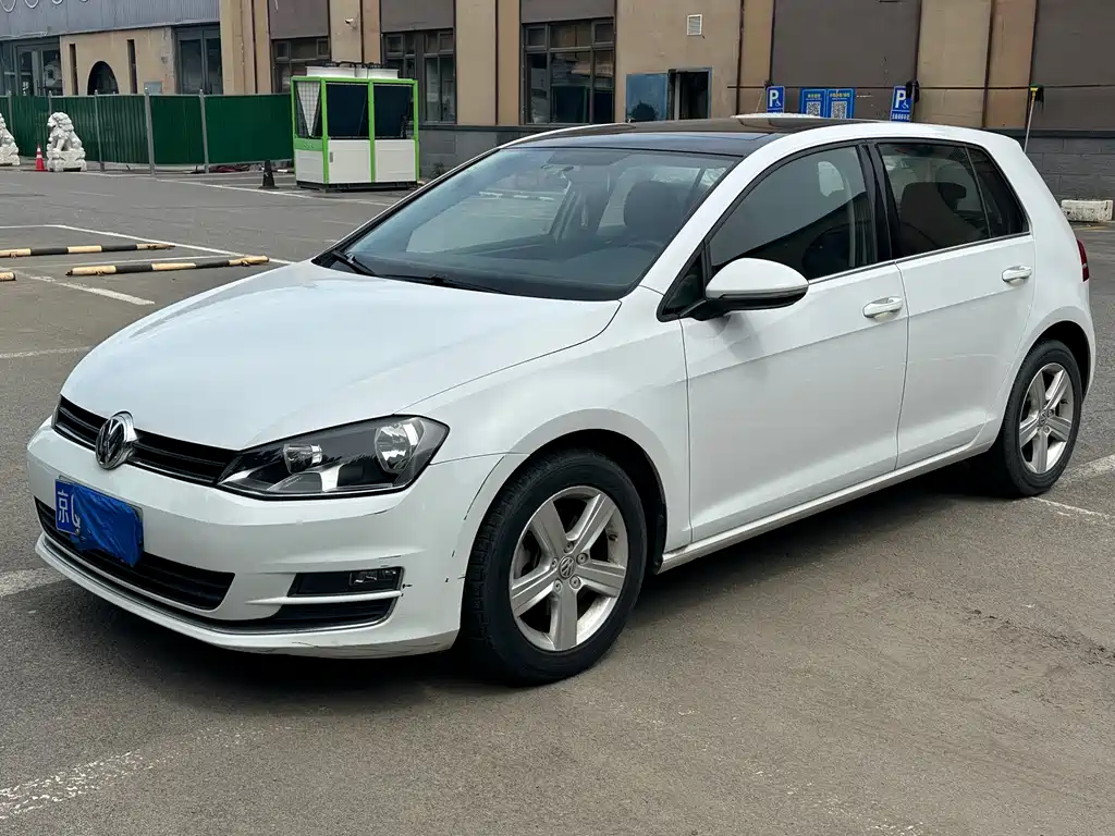 Volkswagen Golf 2014 1.4TSI MT Comfort