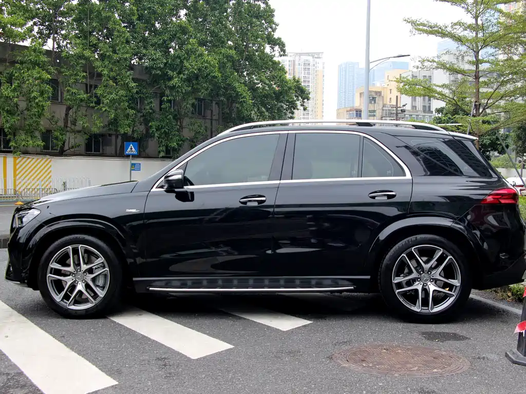 MERCEDES-BENZ GLE AMG