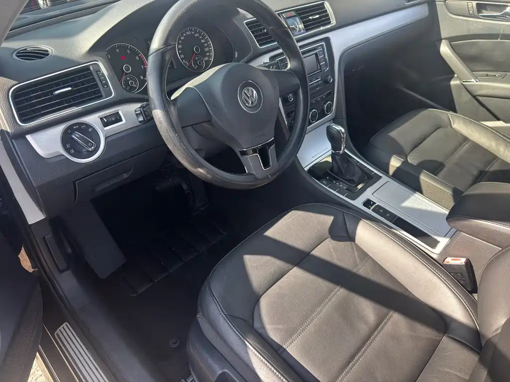 Volkswagen Passat — миниатюра 10