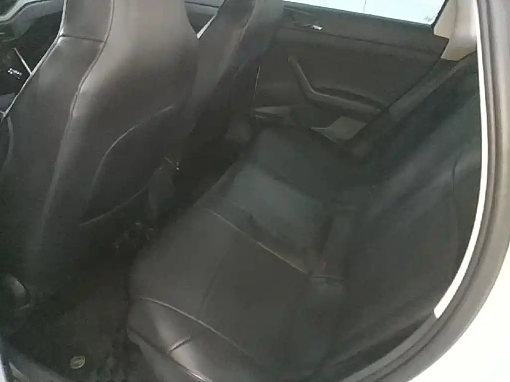 Volkswagen Polo — миниатюра 17