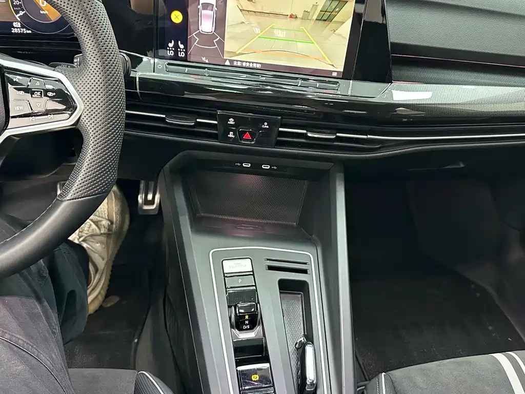 Volkswagen Golf — миниатюра 14