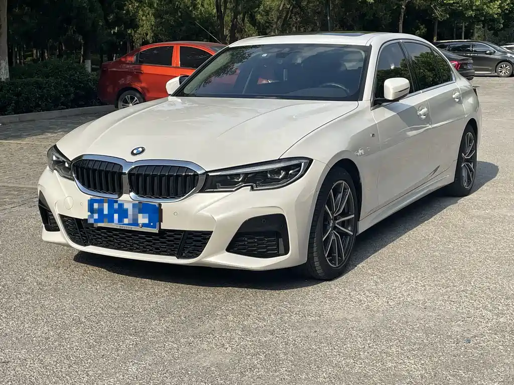 BMW 3 Series 2021
