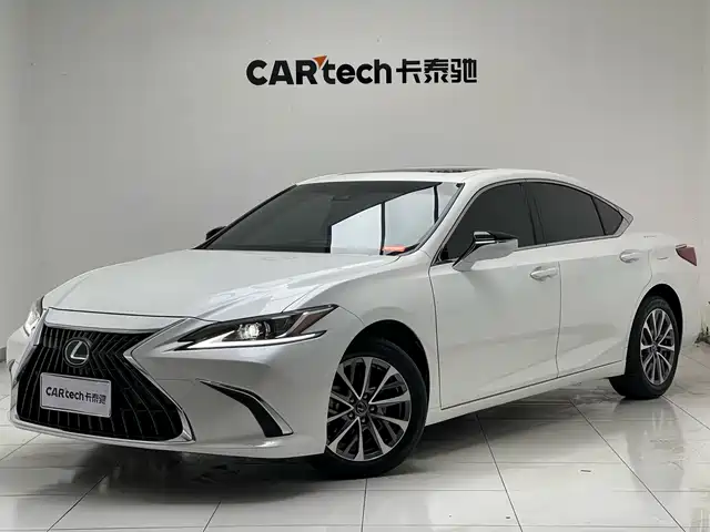 LEXUS  ES 2023