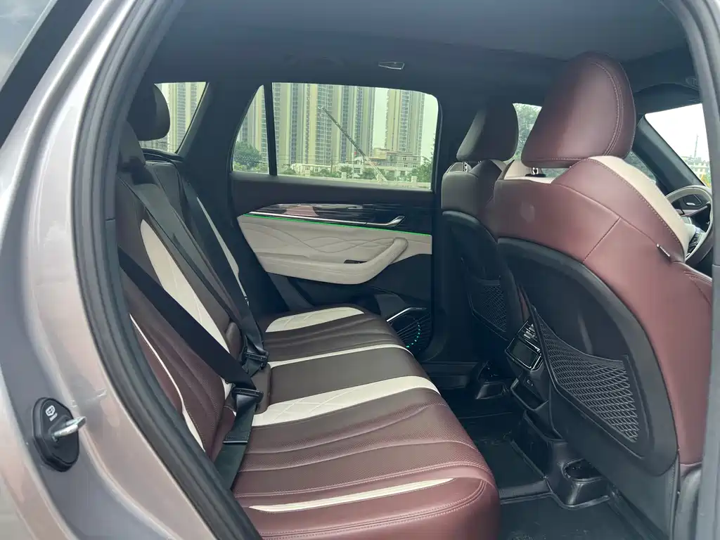 Geely Xingyue L — миниатюра 4