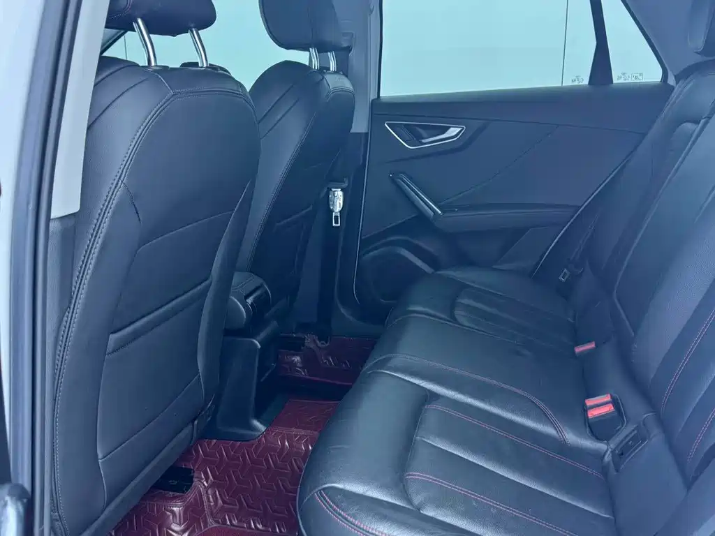 Audi Q2L — миниатюра 15