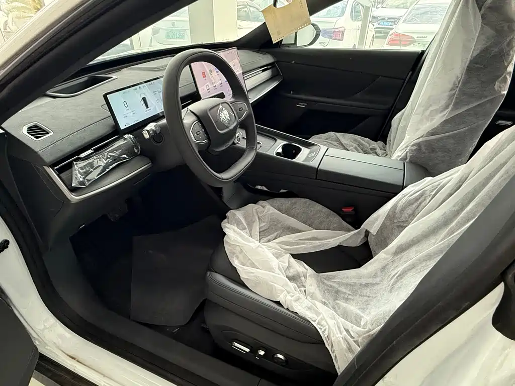 Dongfeng eπ007 2025 650Pro