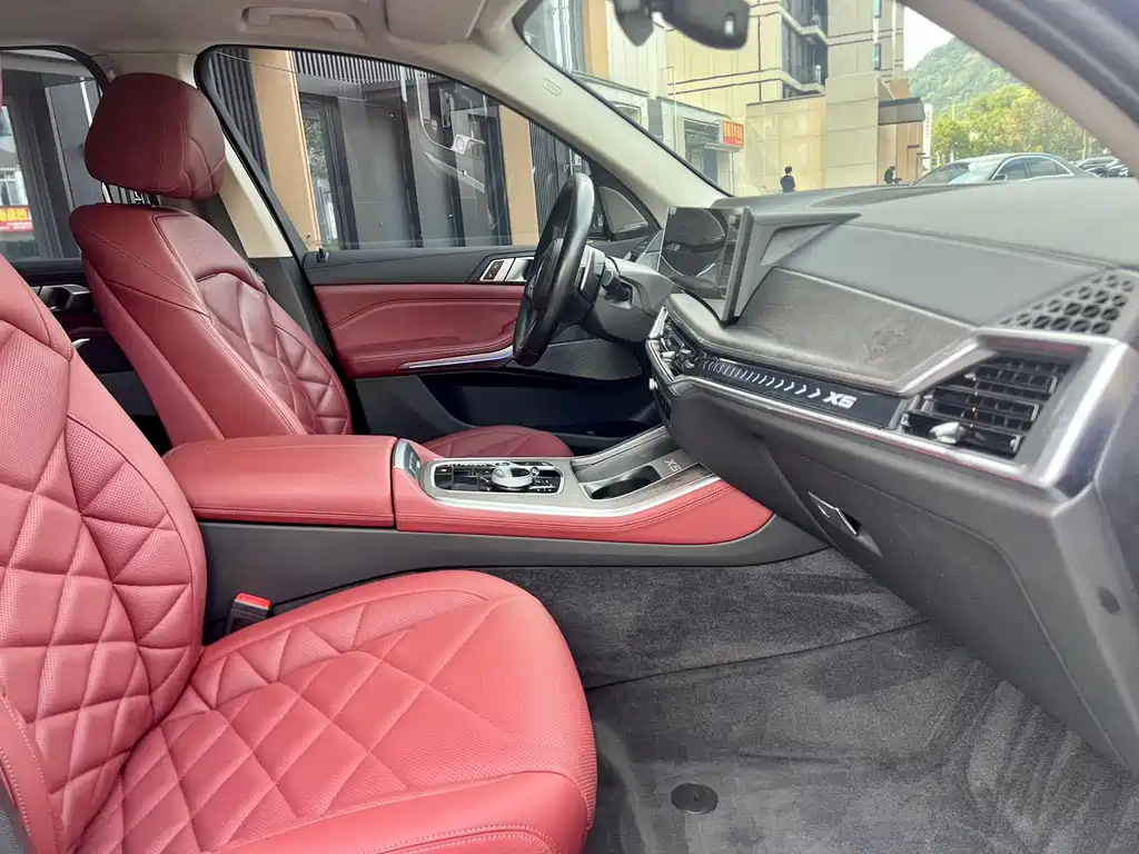 BMW X5 — миниатюра 14