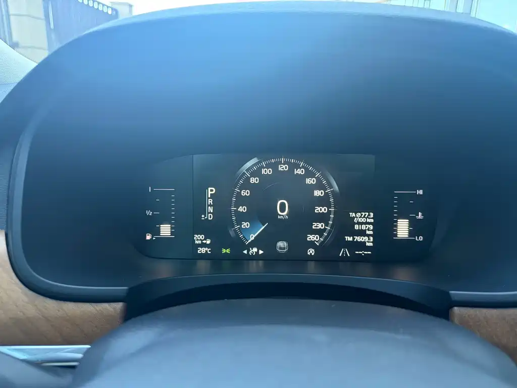 Volvo S90 — миниатюра 15