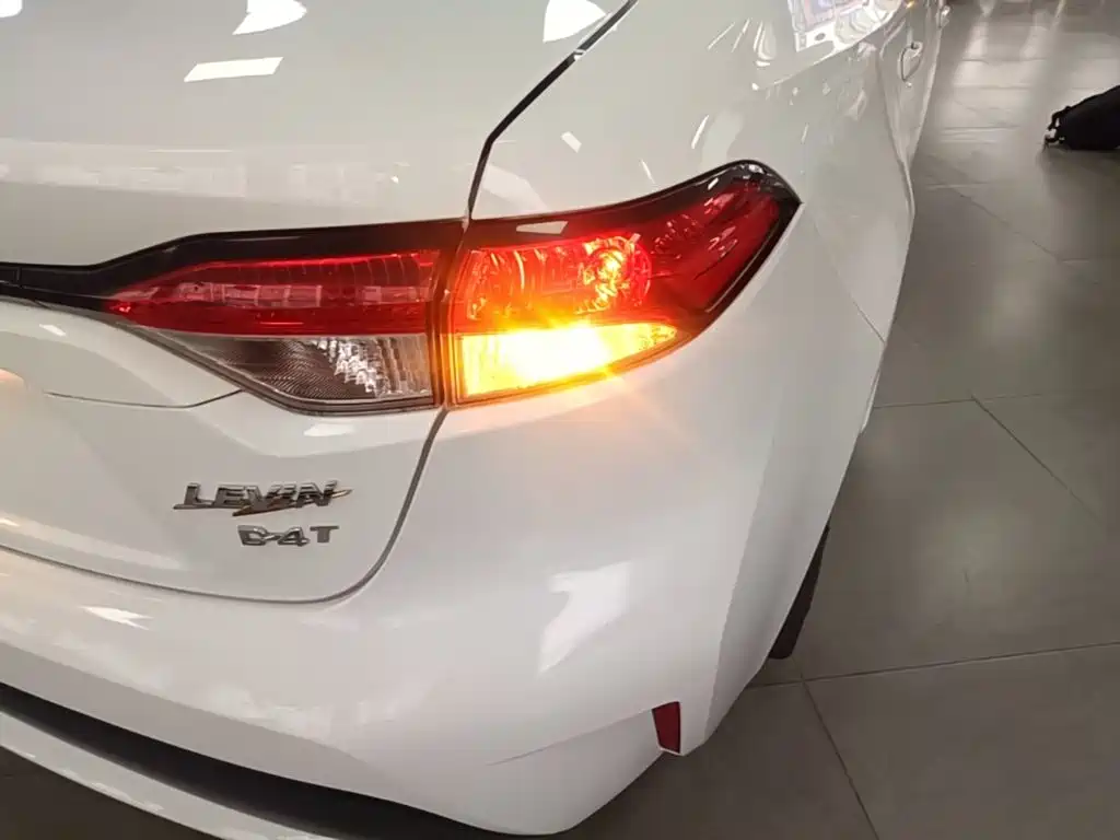 Toyota Levin — миниатюра 8