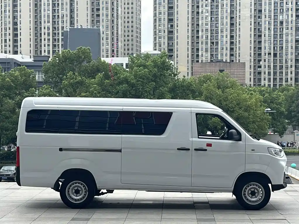 Karry Jiangtun E7 — миниатюра 4