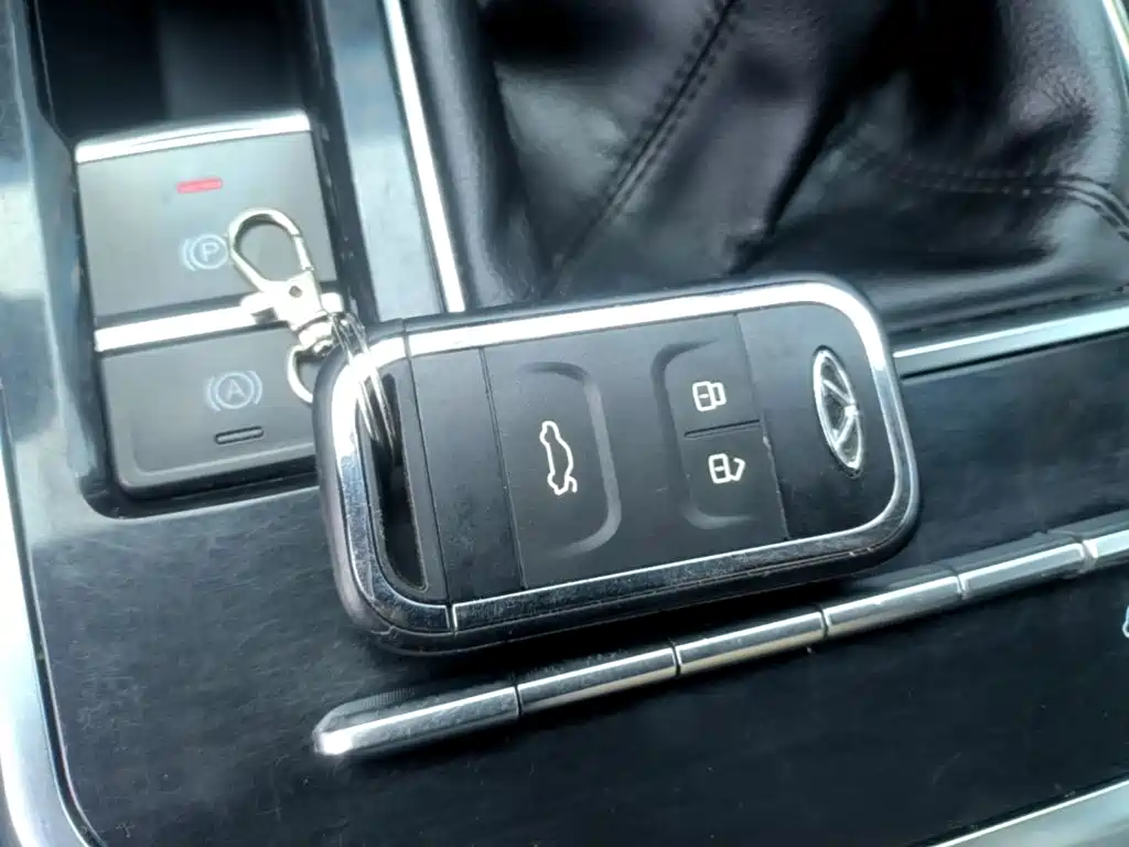 Chery Tiggo 8 — миниатюра 9