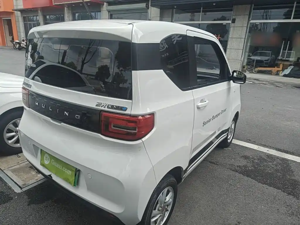 Wuling MINIEV — миниатюра 7