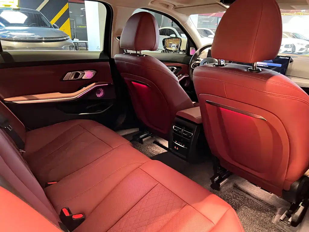 BMW 3 Series — миниатюра 9