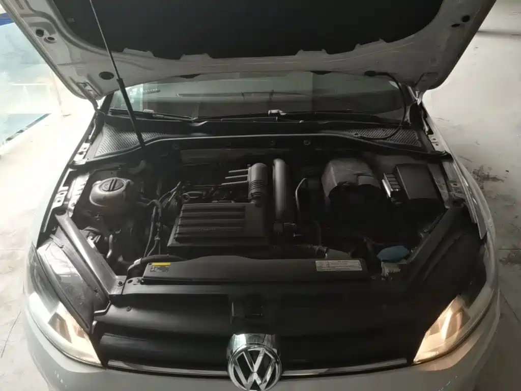Volkswagen Golf — миниатюра 20