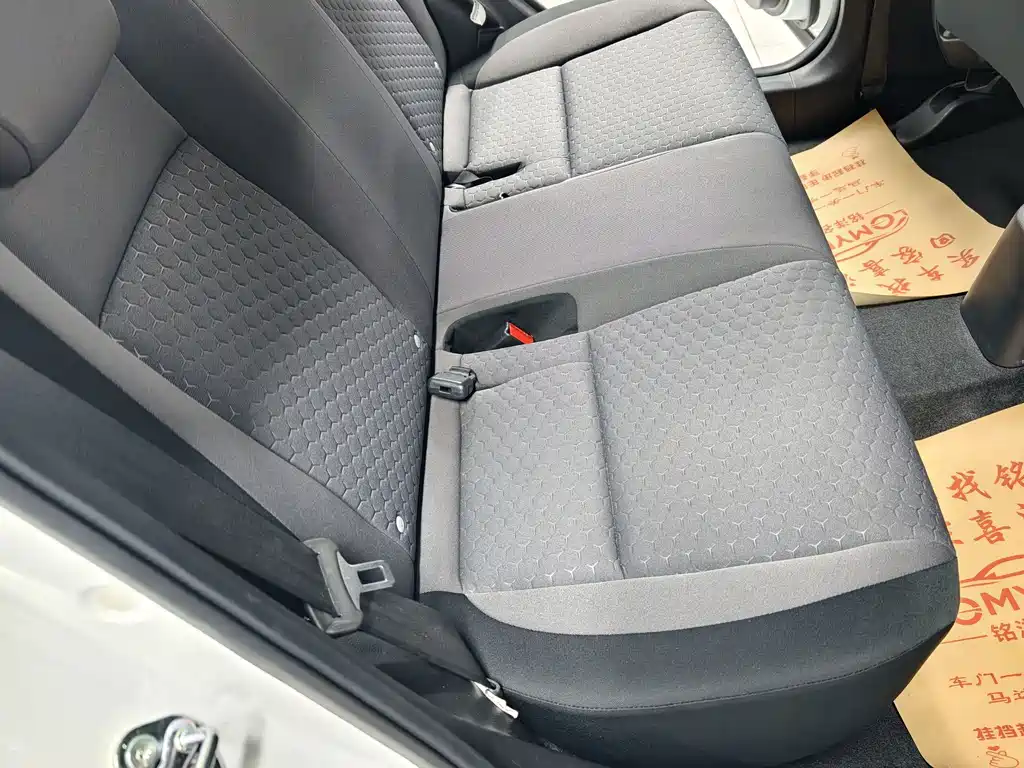 Honda Fit — миниатюра 10