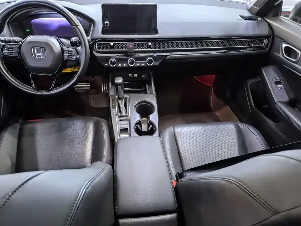 Honda Civic — миниатюра 8