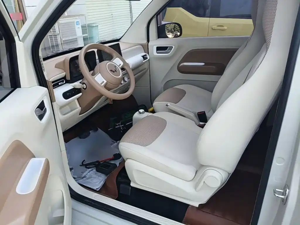 Wuling MINIEV — миниатюра 15