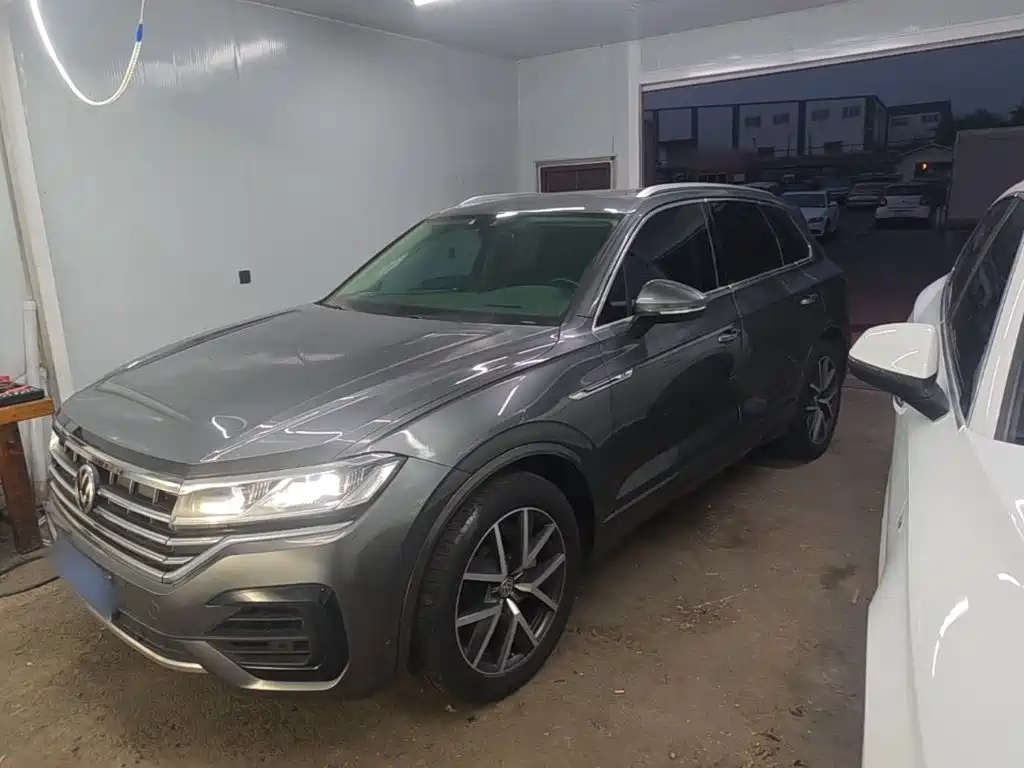 Volkswagen Touareg — миниатюра 2