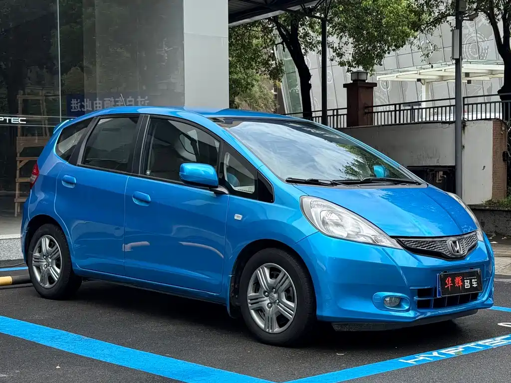 Honda Fit — миниатюра 3