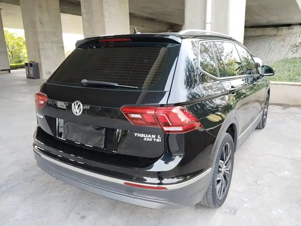 Volkswagen Tiguan L — миниатюра 7