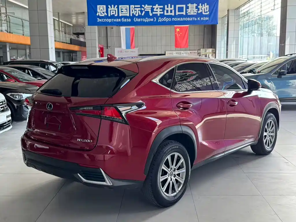 Lexus NX — миниатюра 5