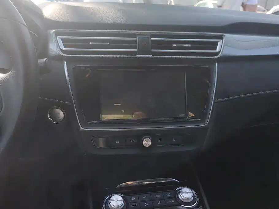 Roewe Ei5 — миниатюра 13