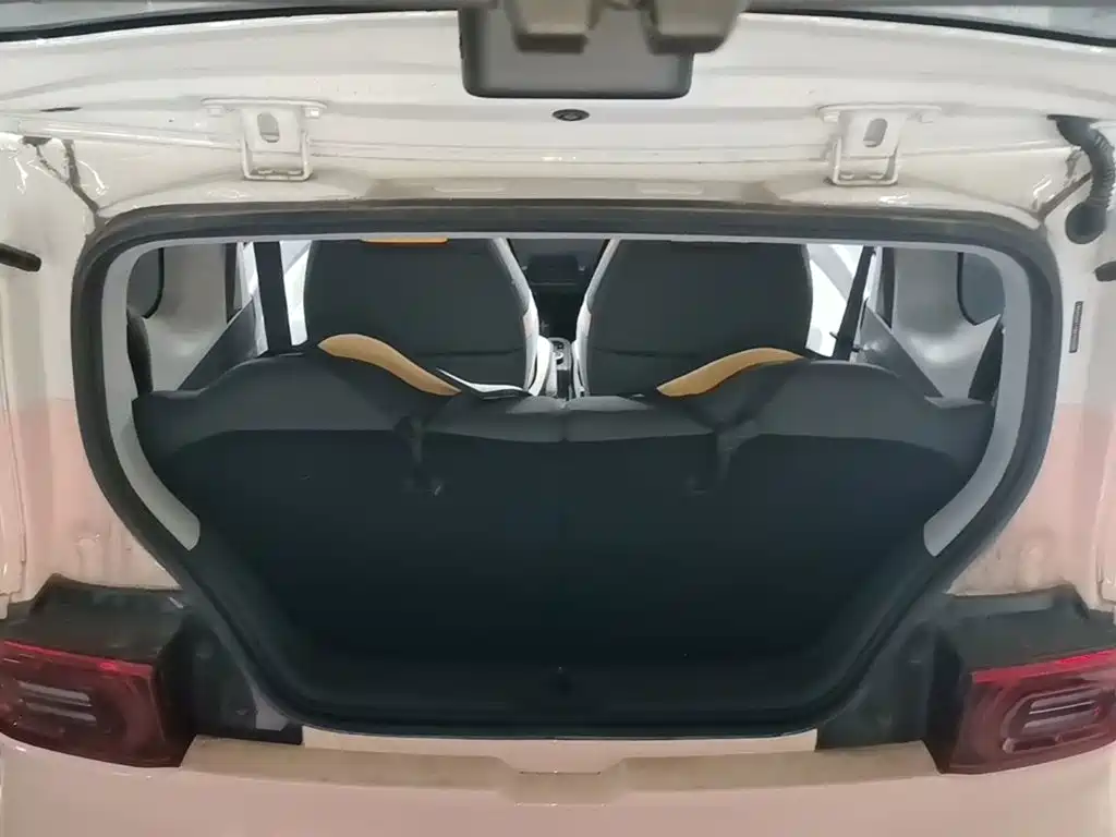 Wuling MINIEV — миниатюра 19