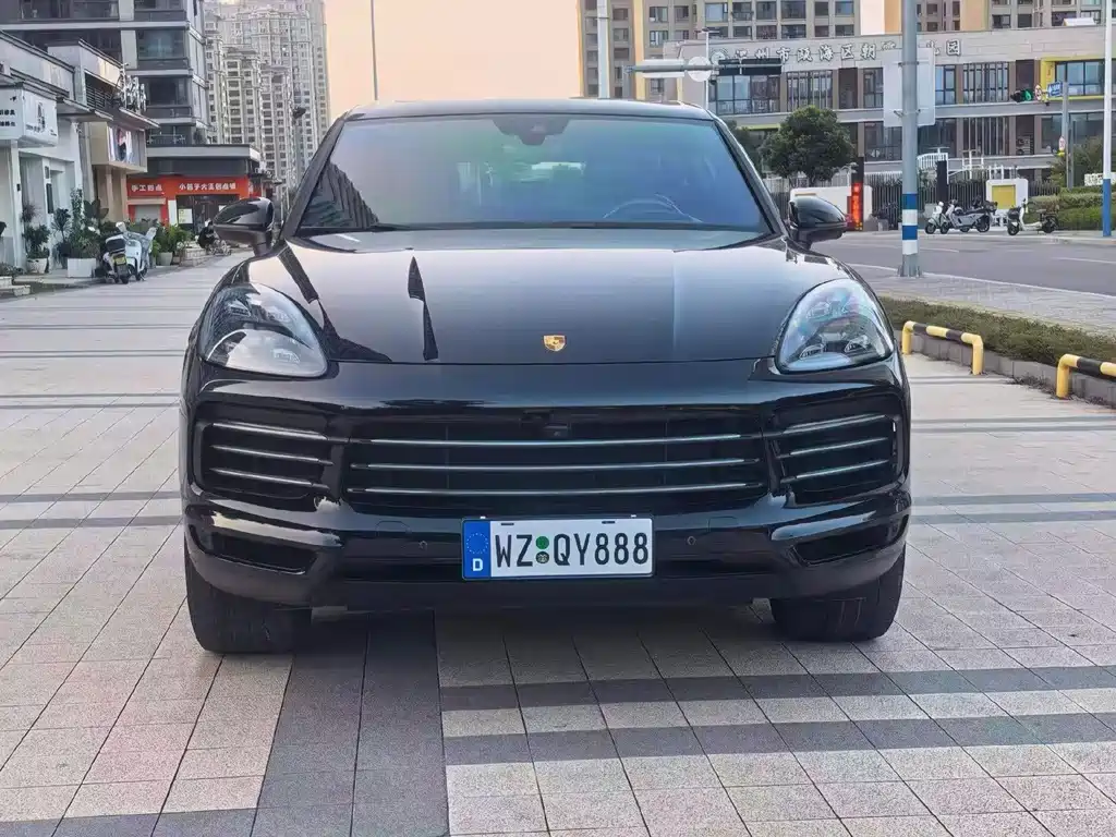 Porsche Cayenne — миниатюра 2