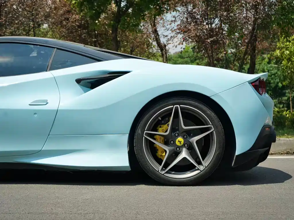 Ferrari F8 2019 Tributo 3.9T V8