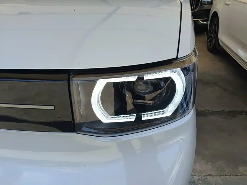 Wuling MINIEV — миниатюра 24