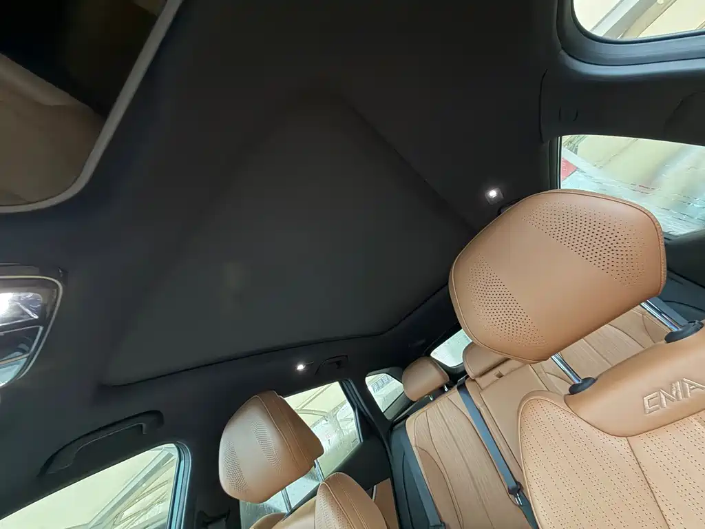 Geely Boyue L — миниатюра 6