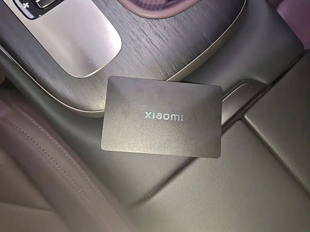 Xiaomi SU7 — миниатюра 9