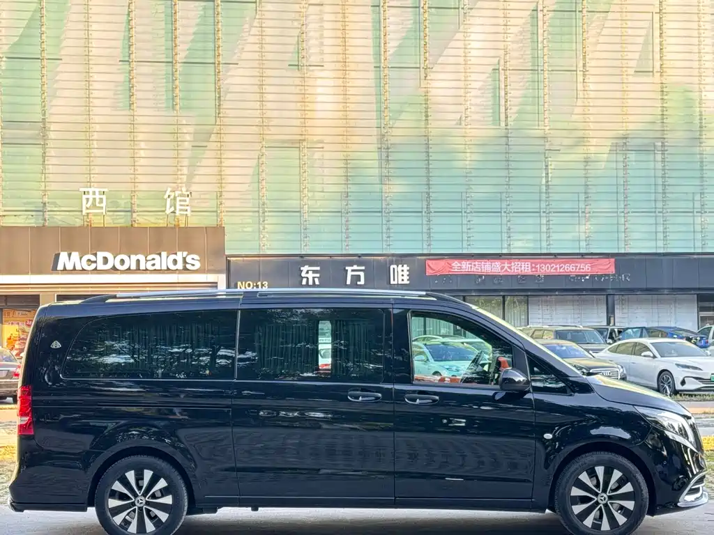 Mercedes-Benz Vito — миниатюра 5