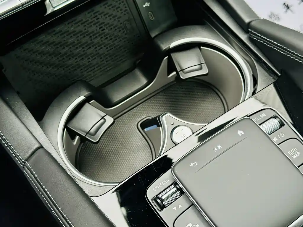 Mercedes-Benz GLS AMG — миниатюра 16