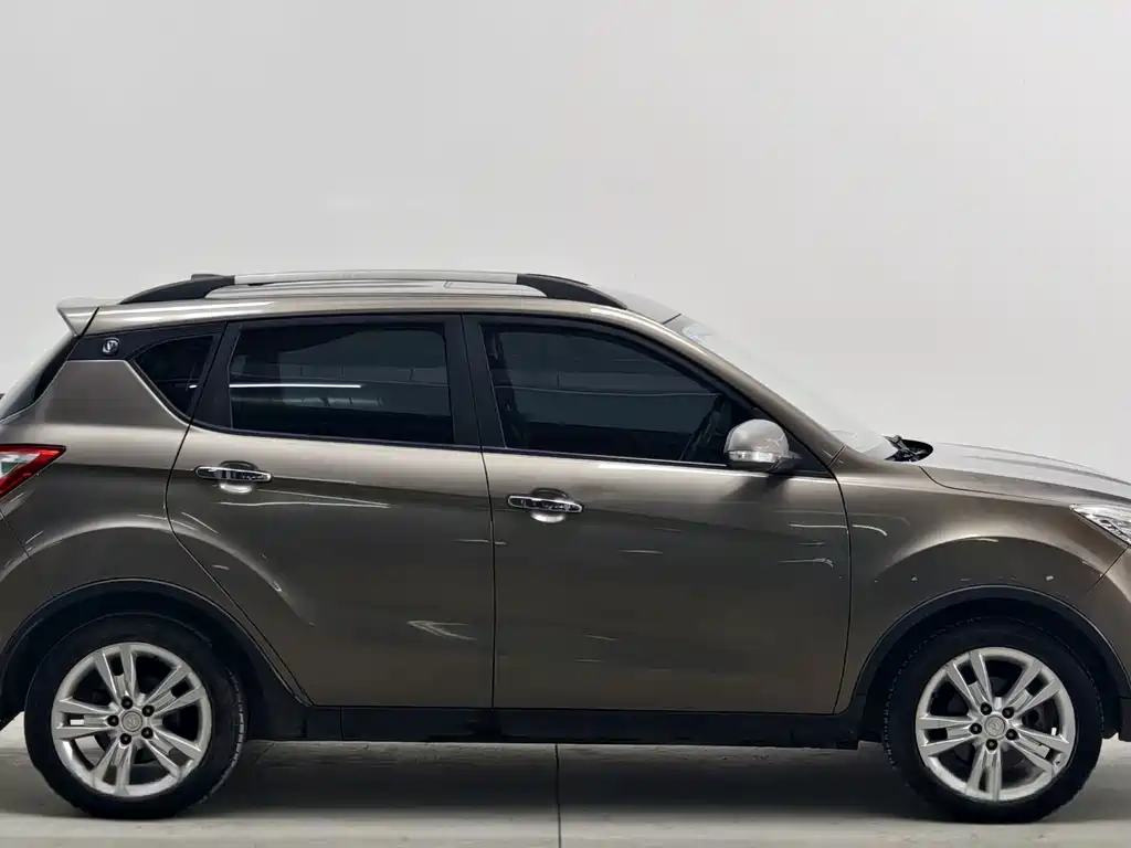 Changan CS35 — миниатюра 8