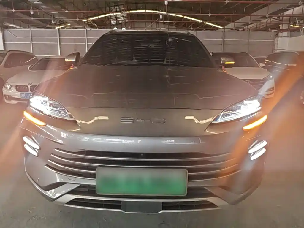 BYD PLUS New Energy — миниатюра 3